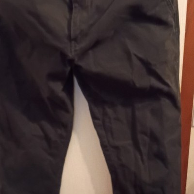 Levi's Men's Black Chino Standard Taper Pants Size 34 Pre-Owned Excellent