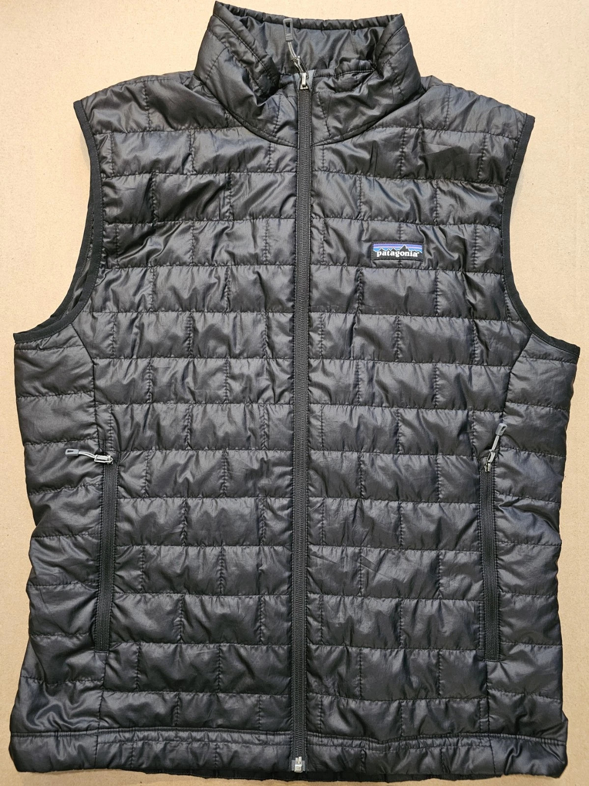 Patagonia Men's Nano Puff Vest Primaloft Insulated Black Medium Sty 84242
Opens in a new window or t