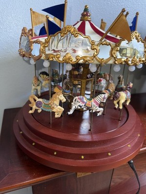 RARE Mr. Christmas Flag Light Up Musical Carousel Gold Label tested works 
