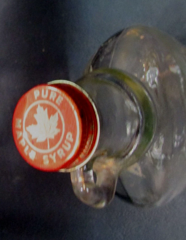 复古 20 世纪 60 年代纯枫糖浆空透明玻璃 6.5 英寸瓶带红锡盖 — 第 2/4 张图片