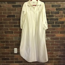 Vintage Vanity Fair  Nightgown -Medium -43 Chest -55.5  Long Pearl Color FLAW