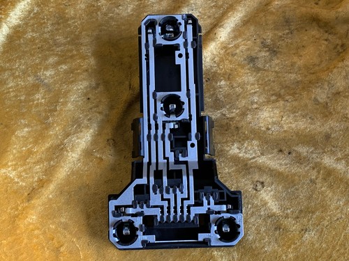 VW Passat 3B Variant Lampenträger e-Teil Fassung Rücklicht li. & re. 3B9945257