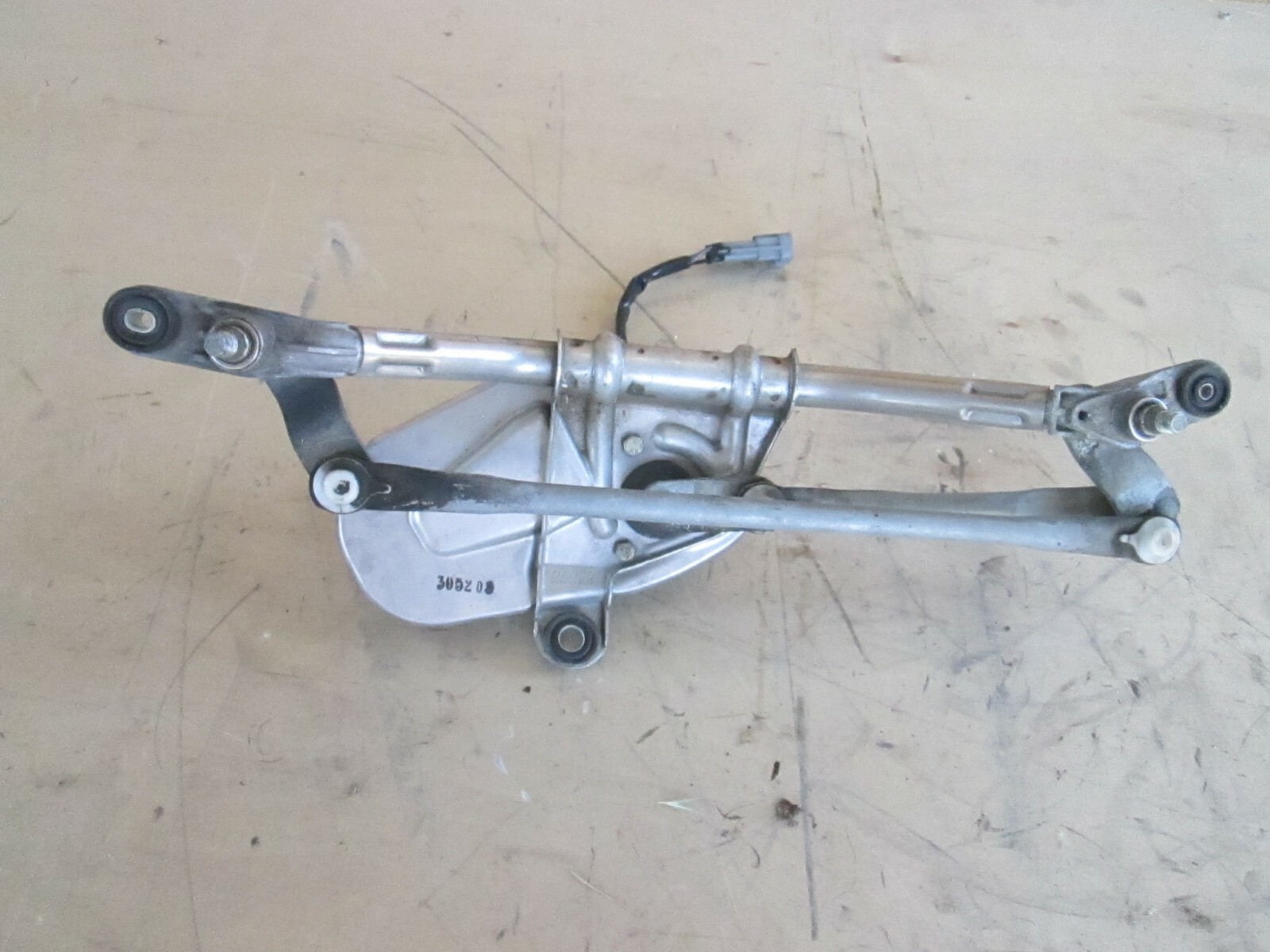 Maserati Quattroporte, Complete Windshield Wiper Motor - Linkage # 68468000