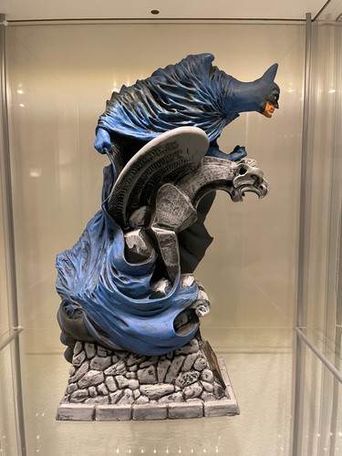 Estatua de porcelana vintage 1992 Bowen DC Batman tamaño completo pintada a mano 1453/5555 - Imagen 7 de 10
