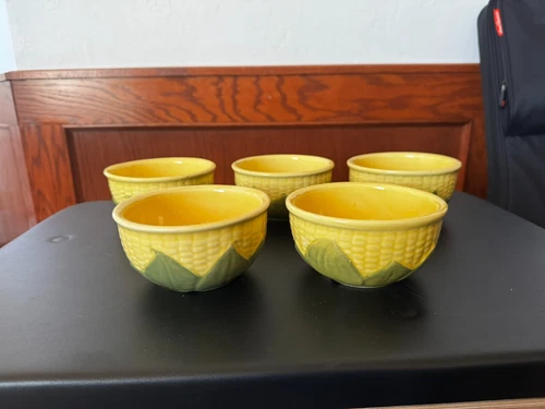 Set of 5 Shawnee Corn King Pottery # 5 Bowl Vintage, Excellent Condition