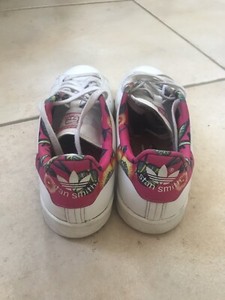 stan smith floral pink