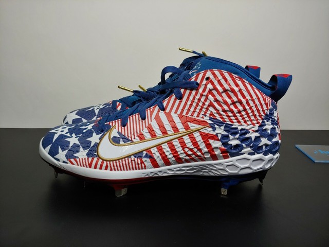 maroon and white baseball cleats