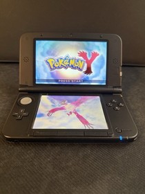 Pok&eacute;mon X & Pok&eacute;mon Y Bundle (Nintendo 3DS) CIB Complete w/ Inserts. Tested.