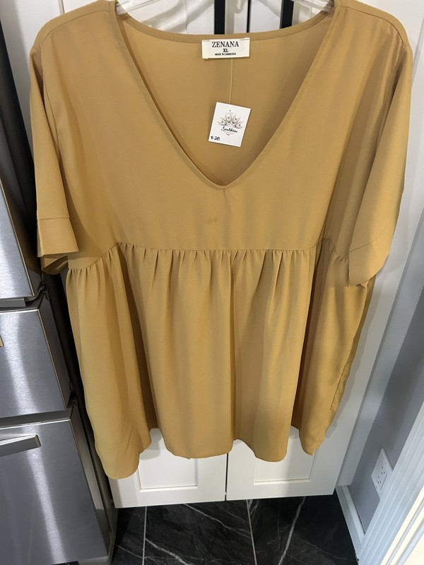 NWT Zenana Women's Gold Polyester Tunic Blouse XL Short Sleeve V Neck