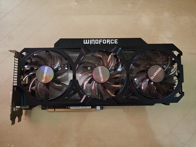 GIGABYTE Windforce AMD Radeon R9 290 (4096 MB) (GV-R929WF3) Grafikkarte