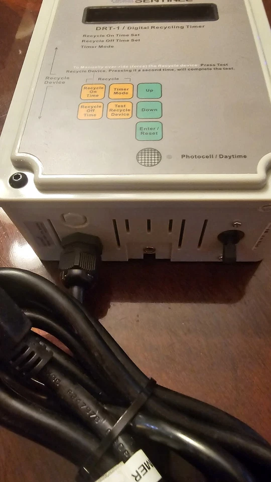Sentinel DRT-1 Digital Recycling Timer for Hydroponic Grow System - Image 3 of 4