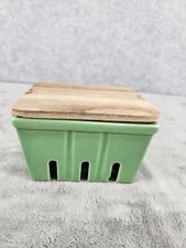 IQ Accessories Porcelain Food Storage With Wood Cover Sage Green 3x4x5