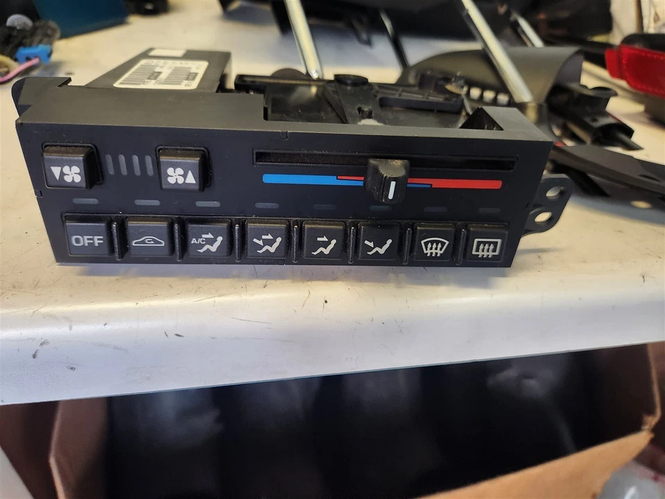 94-96 Corvette C4 Manual Climatizador Aire Acondicionado Unidad Cabezal de Control Aire Acondicionado Calentador Foto 3 de 4