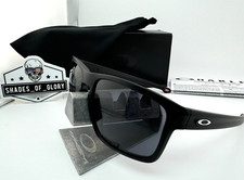 OAKLEY SLIVER MATTE BLACK WITH GREY SUNGLASSES OO9262-01 AUTHENTIC NEW