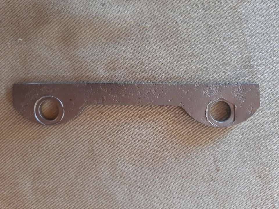 Datsun 240Z 260Z 280Z 1971-1978 travesaño cuña de montaje inferior OEM usado Foto 2 de 2