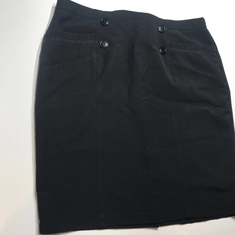 Falda 89th & Madison para mujer 14 elástica con bolsillos delanteros estilo marinero esencial Foto 4 de 4