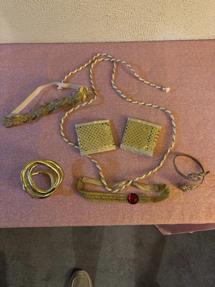 Disfraz Espíritu Halloween Adulto Belleza Romana con Vestido, Cinturón, Diadema y más Foto 4 de 4