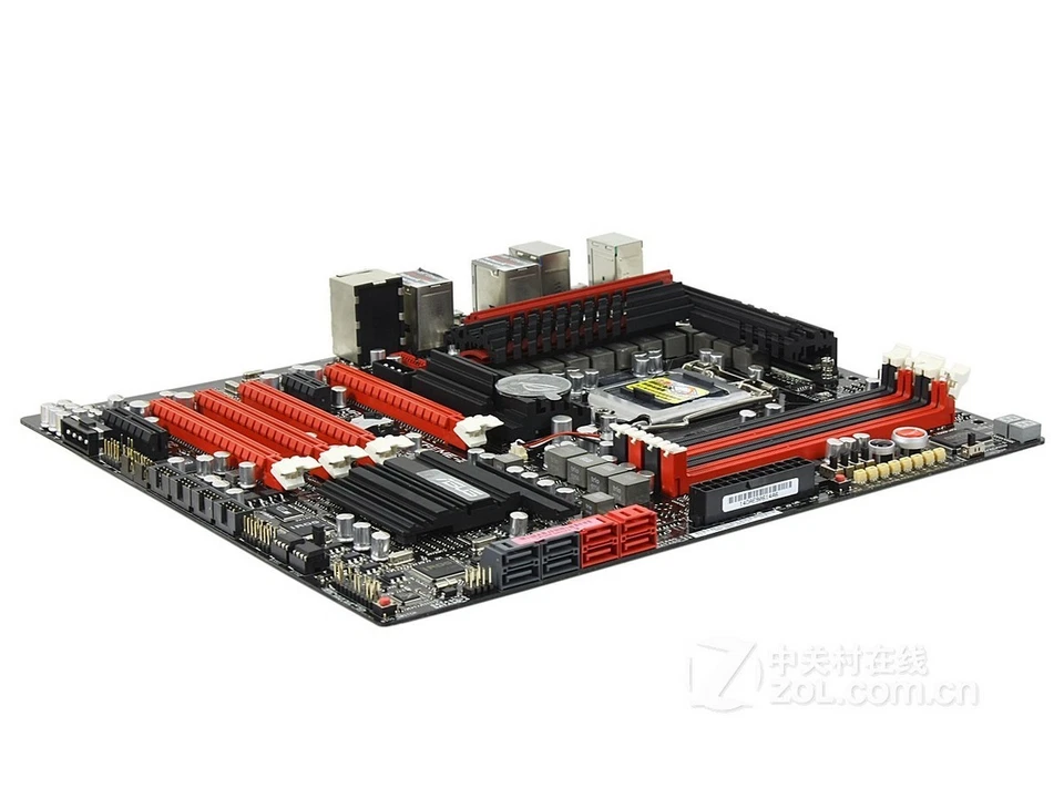 ASUS Maximus IV Extreme-Z Motherboard Intel Z68 DDR3 LGA 1155 E-ATX w/ IO Shield - Image 3 of 4