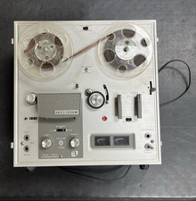 Akai 1710W Reel-to-Reel Tape Recorder Deck w/ Wood Case Maestro Tape Reel