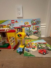 Lego Duplo Gas Station Set #6171 (Incomplete - Bread Missing)
