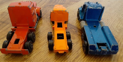 Lot of 9 Diecast and Plastic Vehicles Hot Wheels, Matchbook, Tonka, Road Champs - Picture 20 of 23