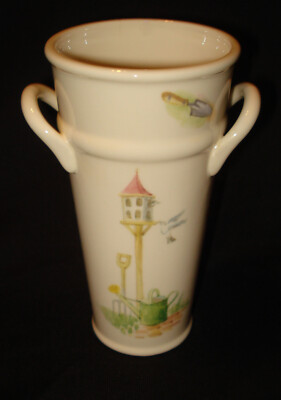 Aynsley England Fine Bone China Edwardian Kitchen Garden 5 ½ Double Handled Vase