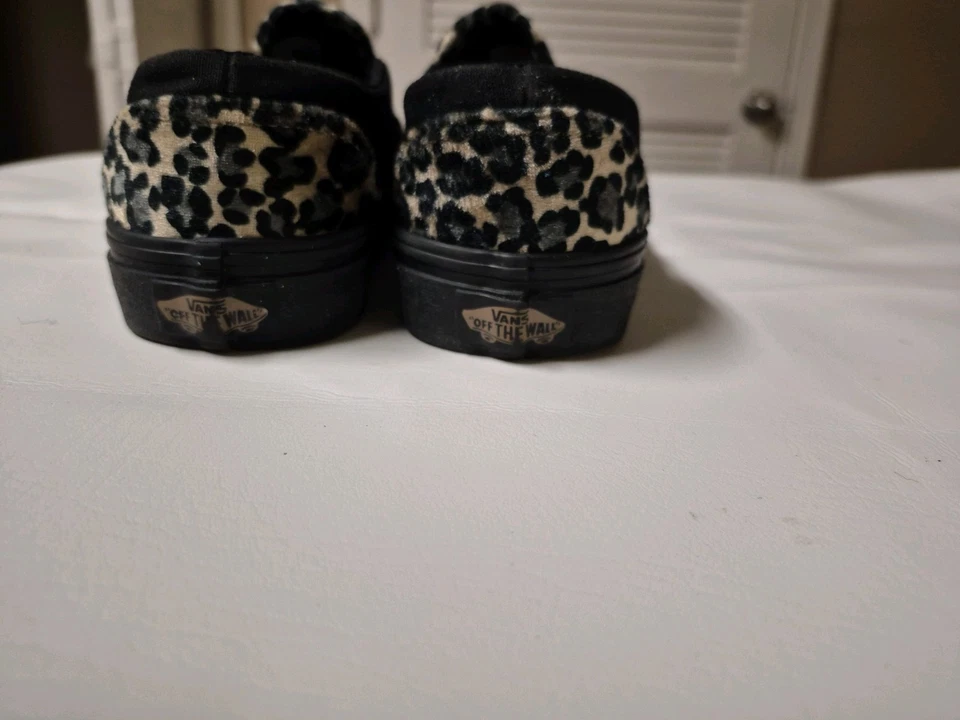Vans Slip-On Shoes Leopard Print Canvas Black Sole - Image 4 of 4