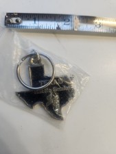 Vintage Y2K WWF WWE Stone Cold Steve Austin Texas Rattlesnake Keychain