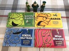 4 BEETLE BAILEY BOOKS & 3 FIGURES by Dark Horse Comics 2000 in GREAT CONDITION