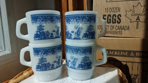 Anchor Hocking Fire King Mugs Blue Willow Japanese Set Of 4 White Milk Glass VTG