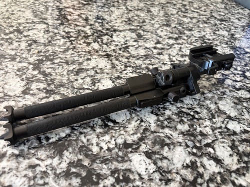 MDT CKYE-POD GEN3 Single Pull AP Throw Lever Black Bipod (114100-BLK)