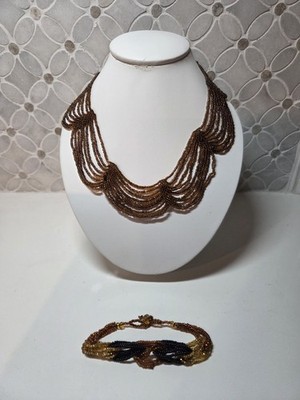 Vintage Necklace and bracelet Set. Artisan Made Of Tiny Glass Beads