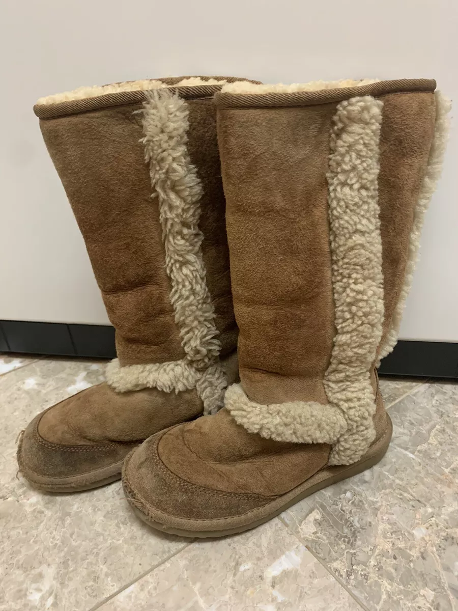 Uggs kids size 2 cheap
