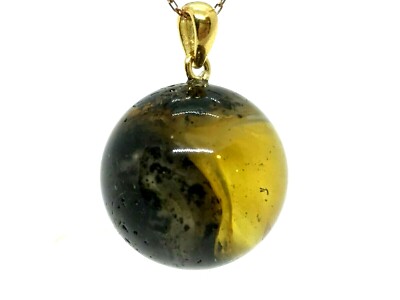 Pendentif soleil / Argent plaqué or 925 et ambre vert de la Baltique, pierre précieuse - France