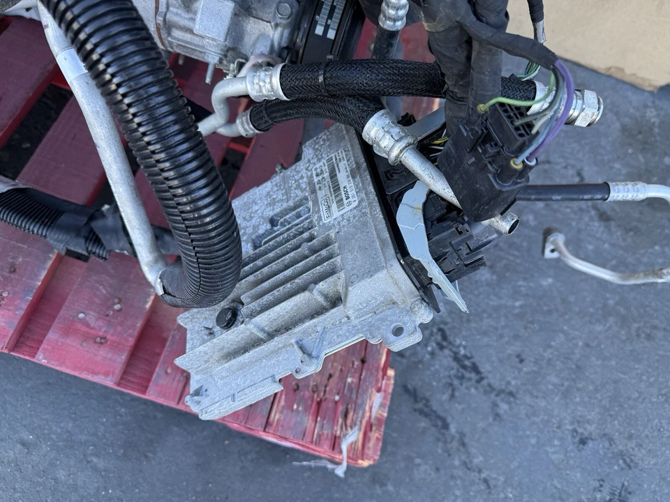 FORD MUSTANG GT 18-23 MOTOR FABRICANTE DE EQUIPAMENTO ORIGINAL COM TROCA AUTOMÁTICA DE TRANSMISSÃO ASSY 5.0L V8 69K - Imagem 3 de 4