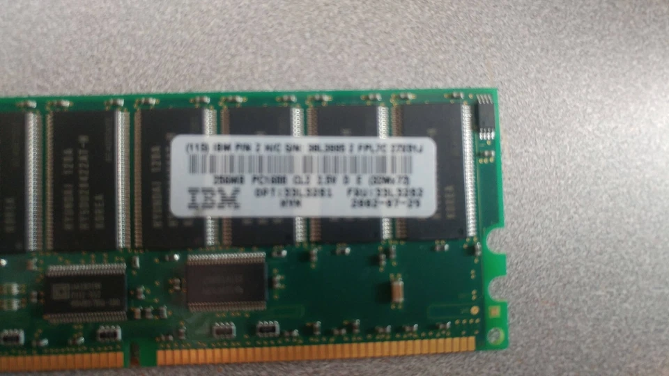 GENUINE IBM MEMORY MODULE 0PT: 33L3281 FRU: 33L3282 256MB PC1600 CL2 2.5V  RAM - Image 3 of 4