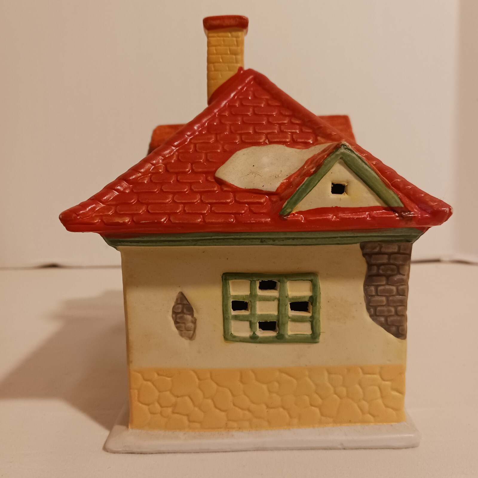 2 Vintage Porcelain Christmas Village Buildings TRAIN STATION & INN 6.5"
