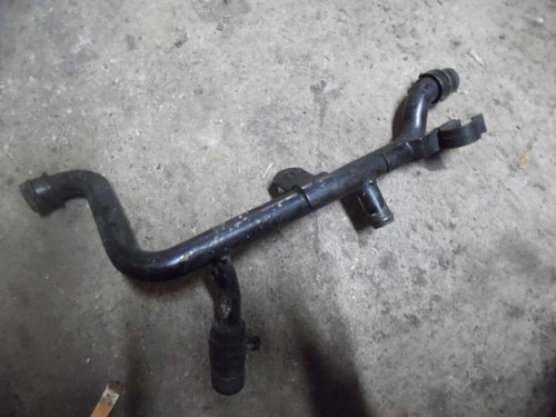 Audi A4, VW Passat 3B Kühlmittelrohr Rohr 06B121065