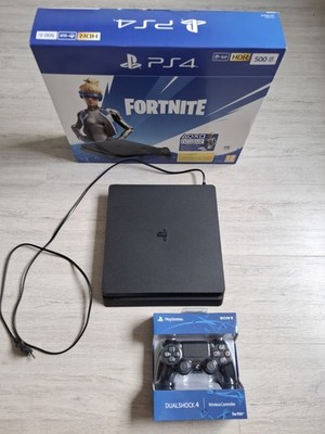 Sony Playstation 4 500 GB Schwarz + Orginal Verpackung  + Controller Zustand GUT