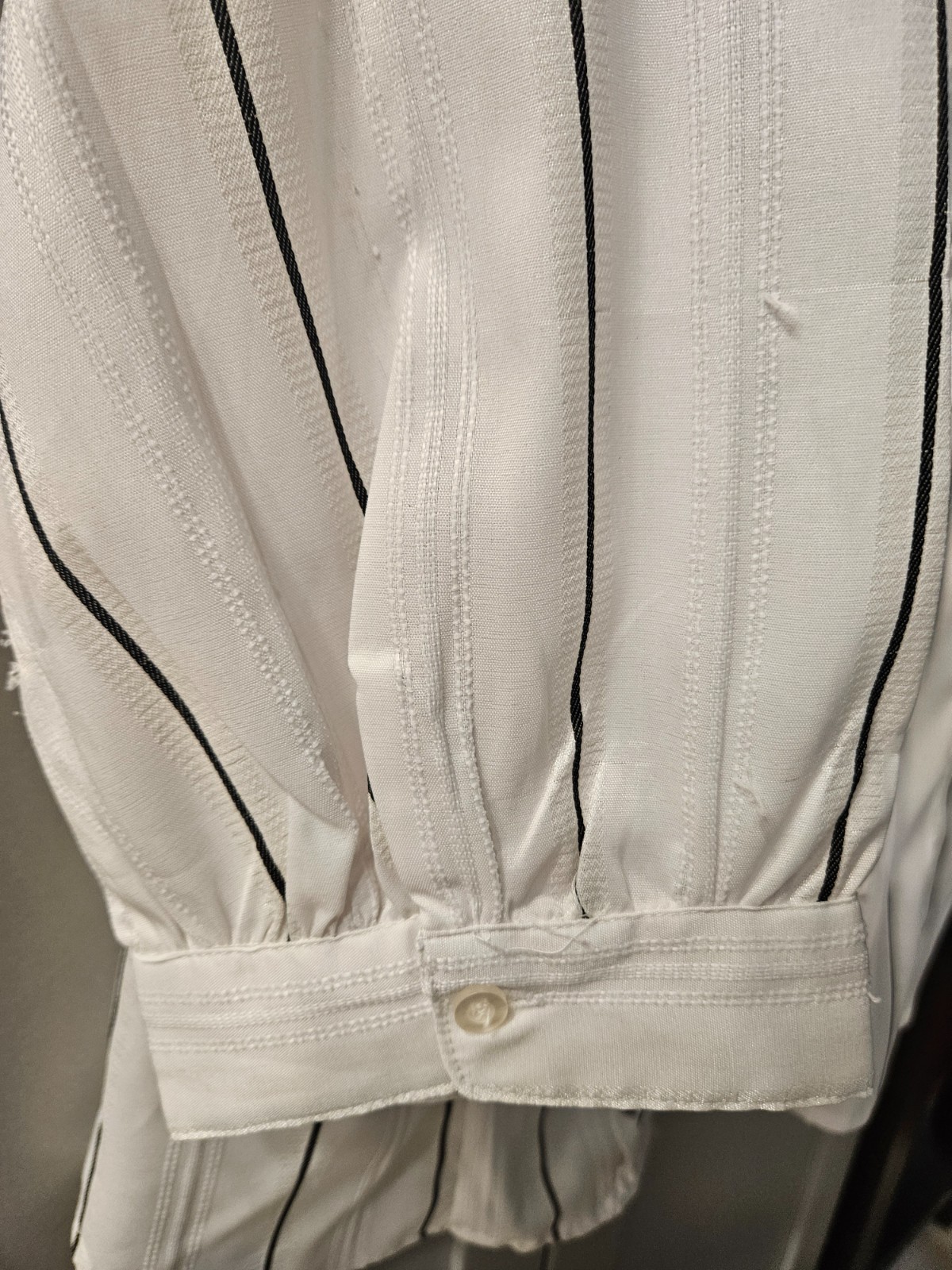 white button down ruffle size PL - image 3