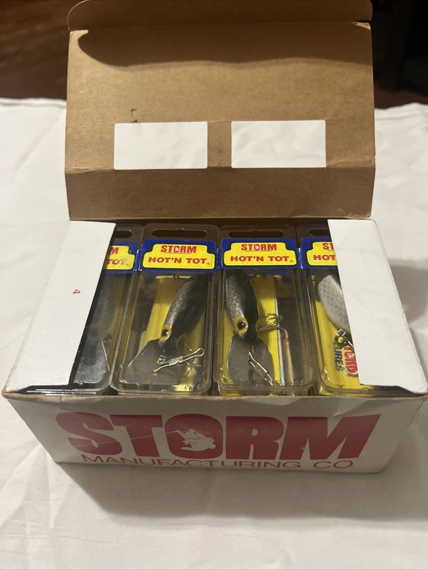 Storm Dealer Box 12 Hot N Tot Vintage Fishing Lures Store Display Sealed Boxes 