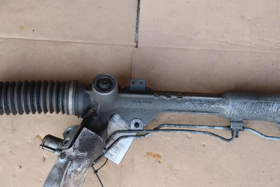 BMW M3 2008-2013 dirección dinámica asistida barra de cambios y motor de piñón OEM Foto 3 de 4