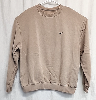 cream nike sweatshirt vintage