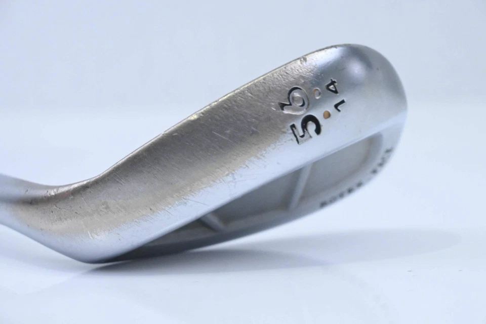 Left Hand Cleveland 588 RTX Sand Wedge / 56 Degree / Wedge Flex Dynamic Gold - Image 3 of 4