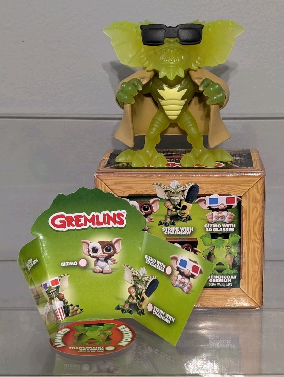 Gremlins Mini Figure LIMITED EDITION Glow In The Dark Trenchcoat