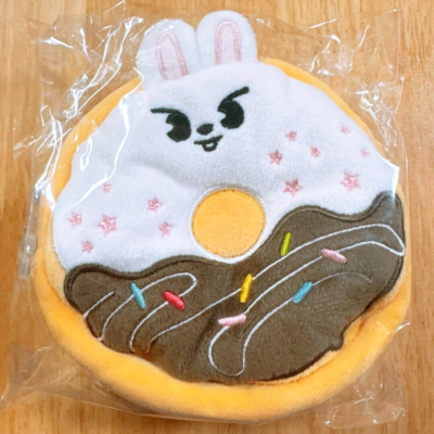 Stray Kids Skzoo Donuts Pouch Leebit Lee Know Popup Store 2025