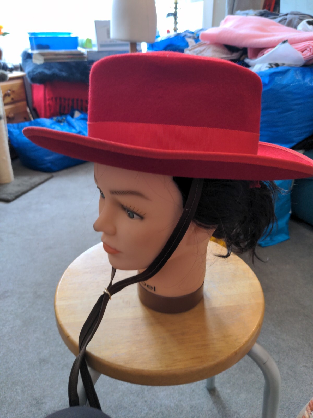 Sombrero rojo vintage Viumar cordobés