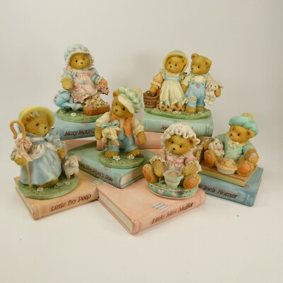 CHERISHED TEDDIES P. Hillman Nursery Rhyme Book Display & 6