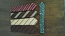 Lot of 5 Men's Neck Ties 4 Silk 1 Wool Stripes Flowers with Leaves