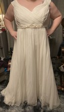 davids bridal wedding dress Size 22